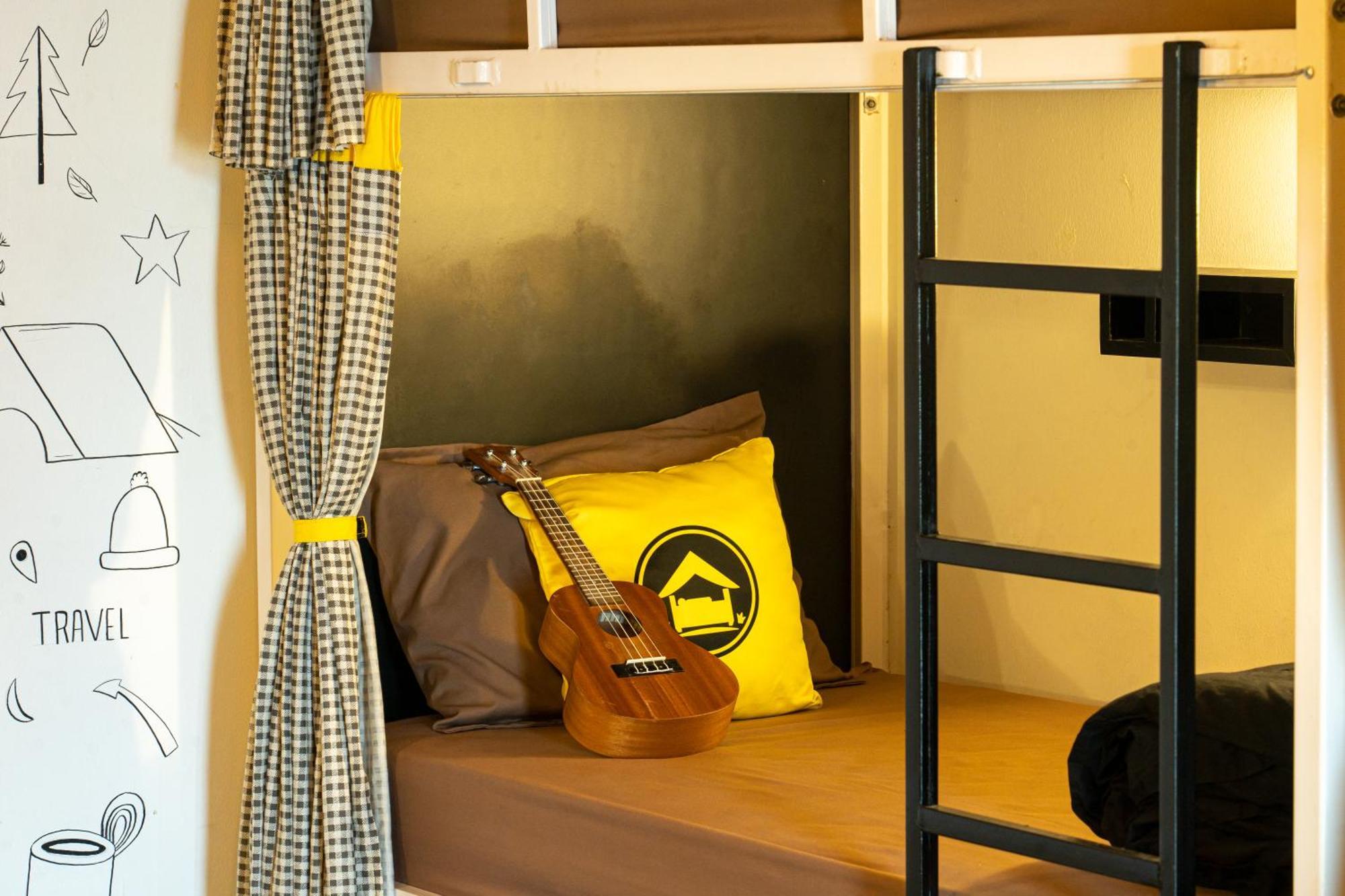 מוקטשוואר Lushtree Backpackers - Hostel & Cafe מראה חיצוני תמונה